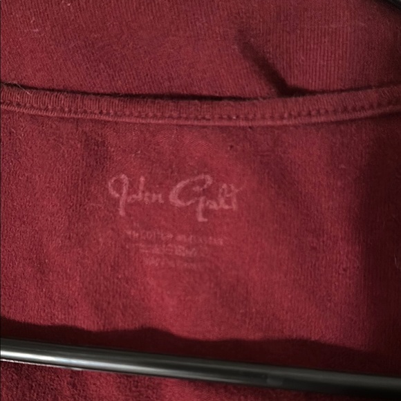 Red Top - Picture 2 of 2